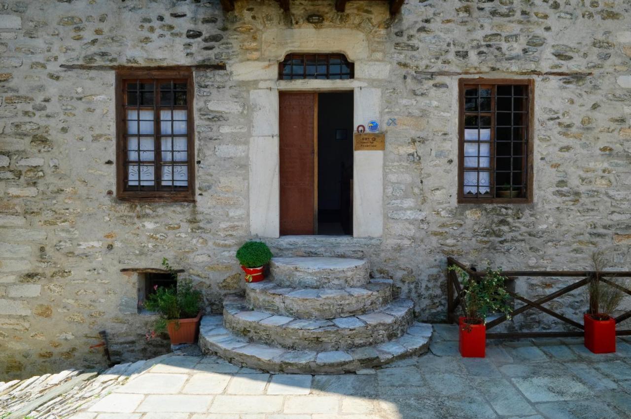 Hotel Alatinos Pinakátai Exteriér fotografie