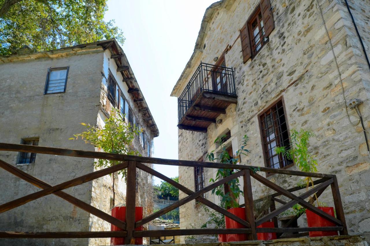 Hotel Alatinos Pinakátai Exteriér fotografie