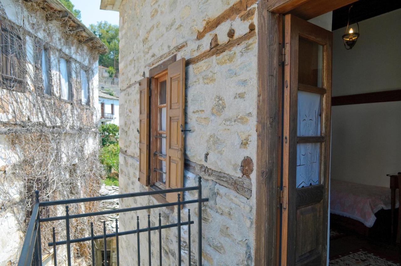 Hotel Alatinos Pinakátai Exteriér fotografie