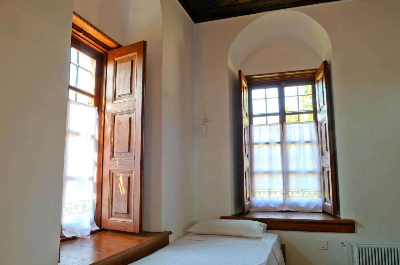 Hotel Alatinos Pinakátai Exteriér fotografie