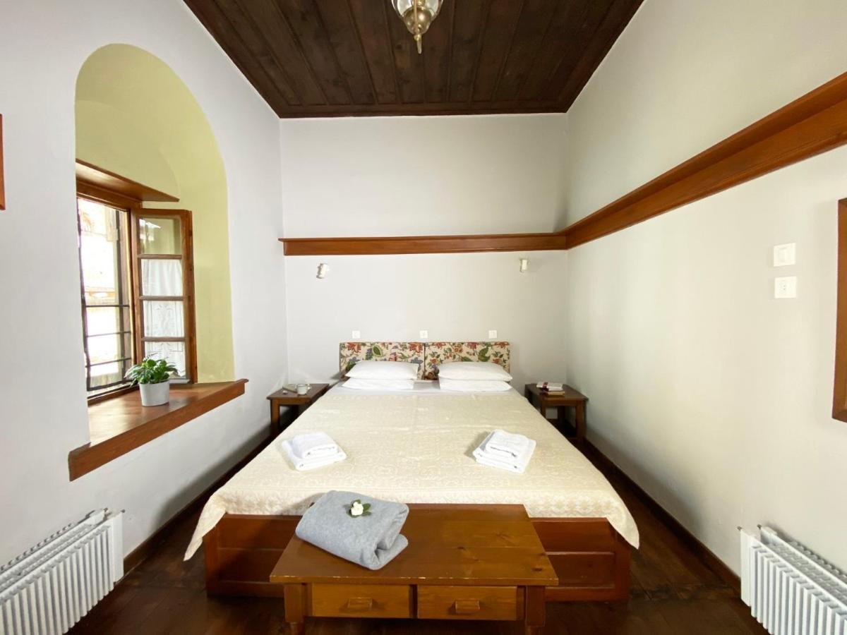 Hotel Alatinos Pinakátai Exteriér fotografie