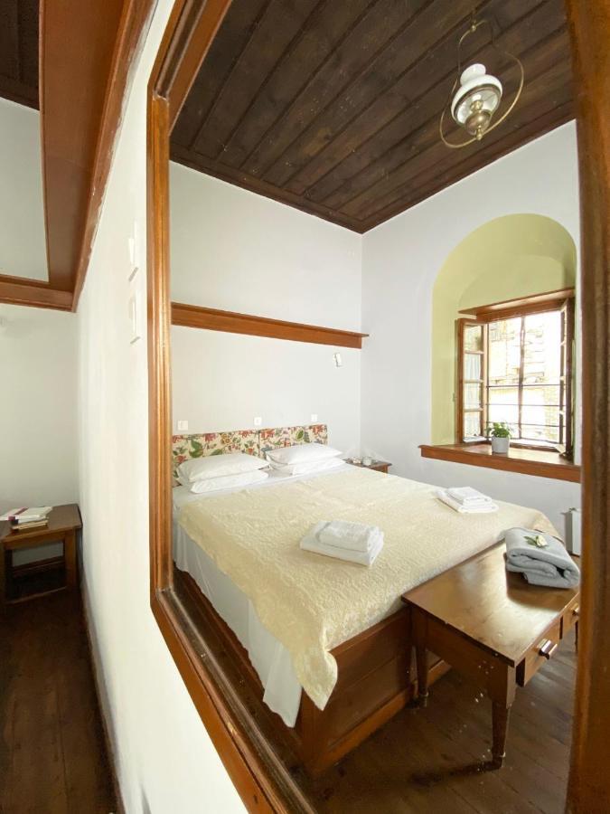 Hotel Alatinos Pinakátai Exteriér fotografie